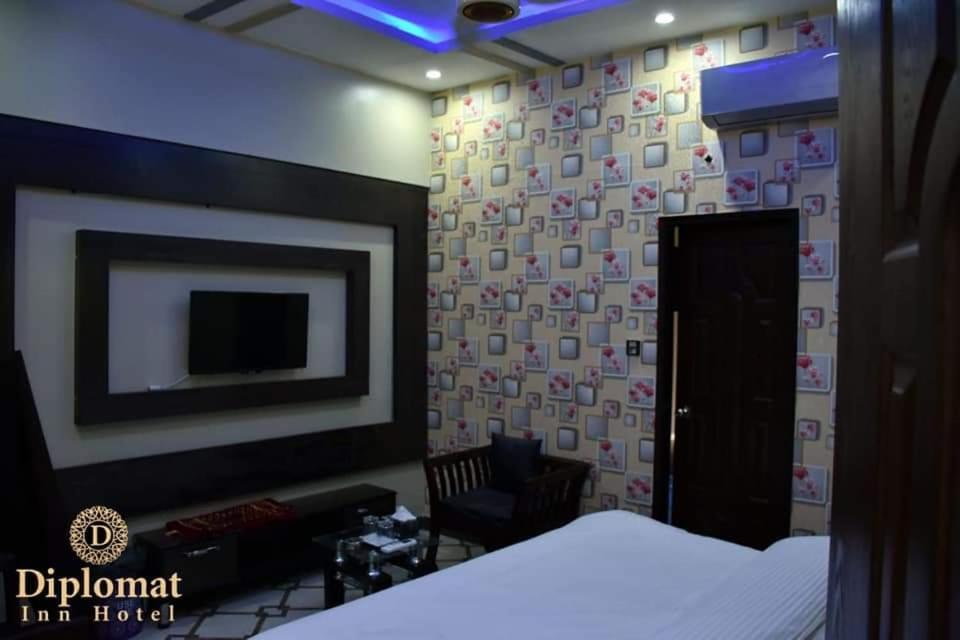 Diplomat Inn Karachi Exterior photo